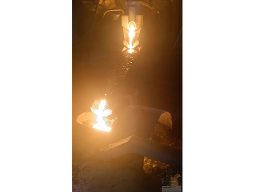 D1設(shè)計(jì)運(yùn)城鑫喆電爐(電爐ELF2.5)